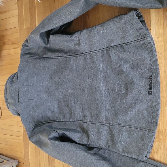 Bench Softshell Jacket - Picture 2 of 3